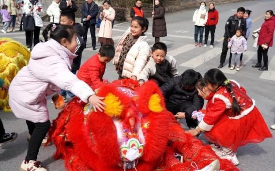 留坝的元宵节，非遗灯谜闹春来