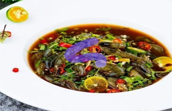 美食推荐：石锅蛏焖走地鸡、喃咪汁醉洱海虾、农家地三鲜制作方法