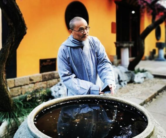 铁佛寺的红梅与湖州的文化印象