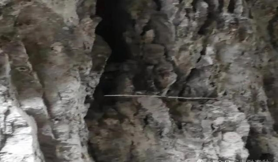 畅游沔鱼河：天生桥的自然奇迹与神秘传说