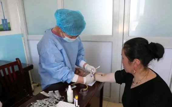 生活的转变：从健康危机到新生