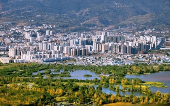 四川的经济格局：第一市、第一县、第一镇、第一村的深度探讨