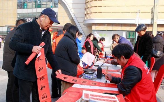 郑州启动“见郑欢喜·普惠万家”文化惠民活动，春节文化盛宴开启