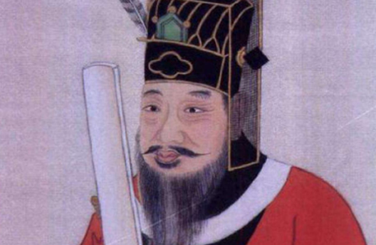 皇帝偷偷将宰相衣物割破，一年后发现洞口仍在，急令：开启皇室宝库