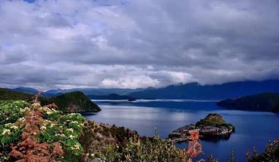 江新林：坚毅追梦的航天英雄