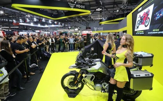 红颜中老报道：国产摩托车在米兰闪耀：进步之路令人期待