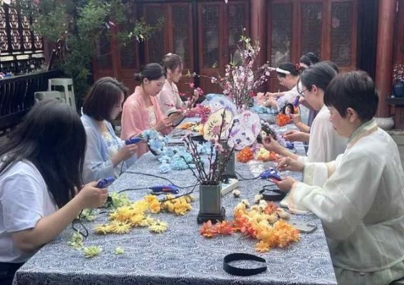 乐昌梅花镇“花间雅集·簪春”：传统文化与现代农文旅的完美融合