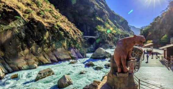 香格里拉全方位旅行攻略——探寻滇川藏交界的秘境