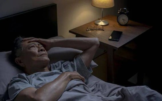 高血压患者的睡前警惕：这三大坏习惯，改变了对健康至关重要