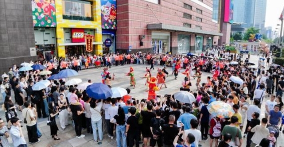 正佳星球超级萌宠节：五一假期的萌趣狂欢与文化盛宴