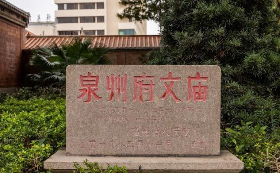 泉州古城的元宵节：历史与灯火交织的魅力