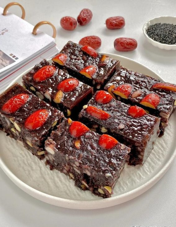 秋天多吃这个低卡八宝红豆糕，养颜美味超适合中国胃