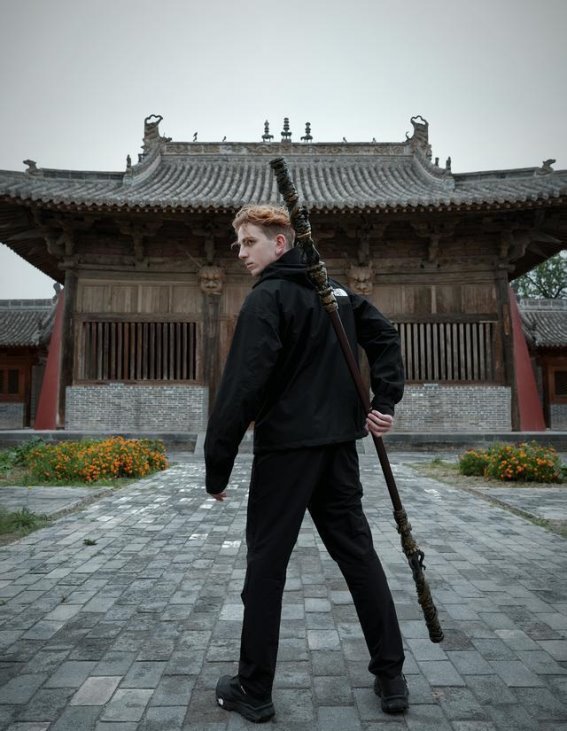 金箍棒的奇妙之旅：意大利小伙阿雷的山西古建打卡之行