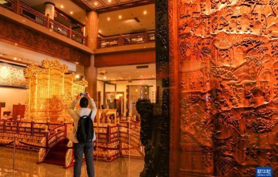 探访中国紫檀博物馆：品味紫檀艺术的瑰丽与精深