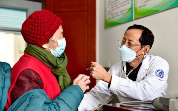 百合这样吃，安神助眠，滋阴润肺，老年朋友常吃，轻松保持健康！