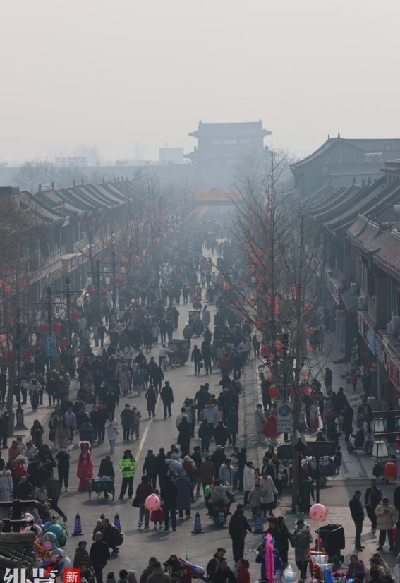 春节返乡与家人同行，正定古城里的年味与文化融合