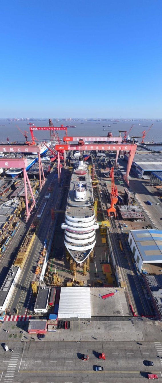 国产大型邮轮建造超越欧洲：外高桥造船的技术飞跃与未来展望