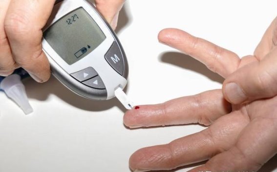 血糖不超这个数值，不用太担心，吃睡随心