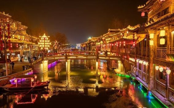 龙泉古镇戏剧幻城2025年年卡：春日文化盛宴等你来享