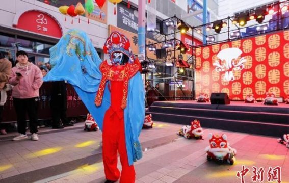 浙江元宵：文化与科技的精彩交织