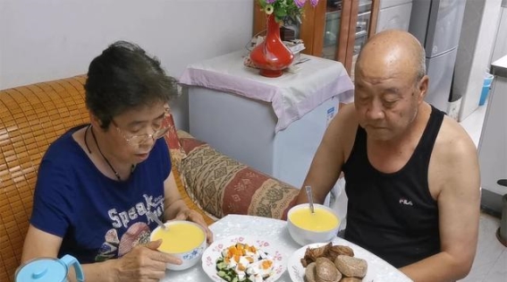 面食与糖尿病：饮食习惯的隐秘影响与健康调整