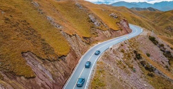 邓小微的旅游自媒体之路：机遇与挑战并存