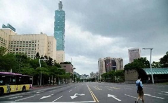 台湾观光业困境：政策失误的影响