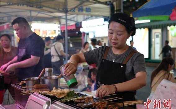 榕江“村超”点燃五一假期消费热潮