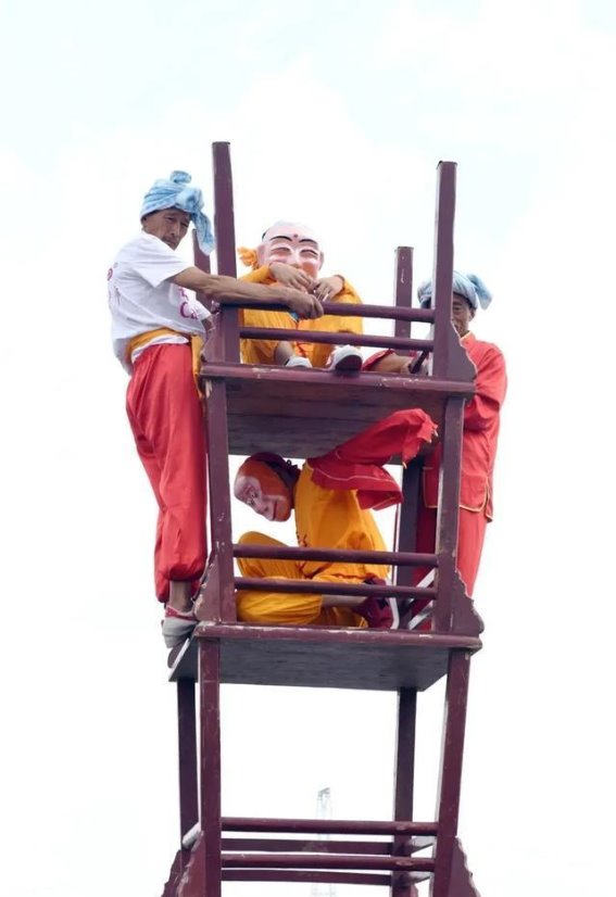 金堂高台狮子传承人荣膺省级非遗代表性传承人