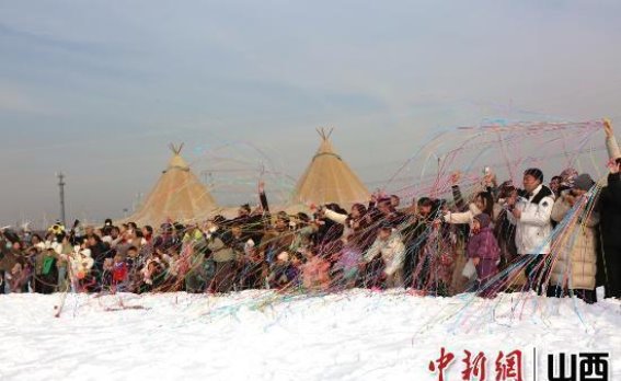 稻田公园烟花秀：绚烂盛宴迎新春