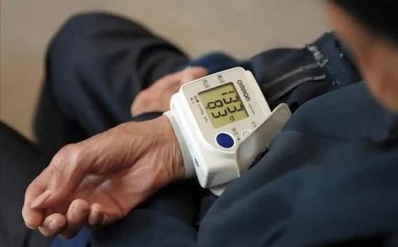 高血压患者猝死原因剖析：控制不等于安全，3种食物要避免