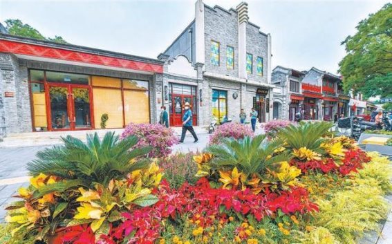 崇雍大街的历史与现代交汇：从旧城到新风貌的蜕变