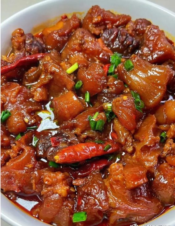 老得慢的女人都爱吃这食物，补充胶原蛋白，皮肤紧致，显年轻