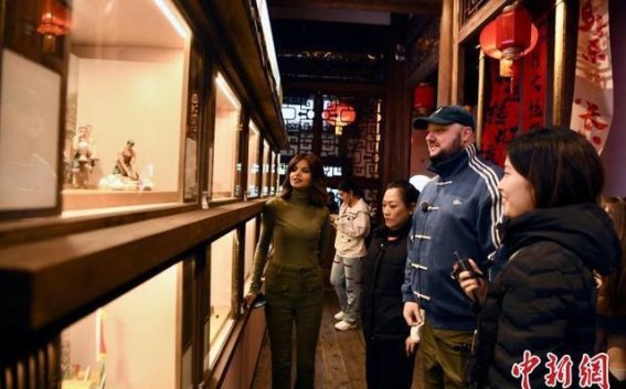 国际旅游达人福州探访传统年味文化