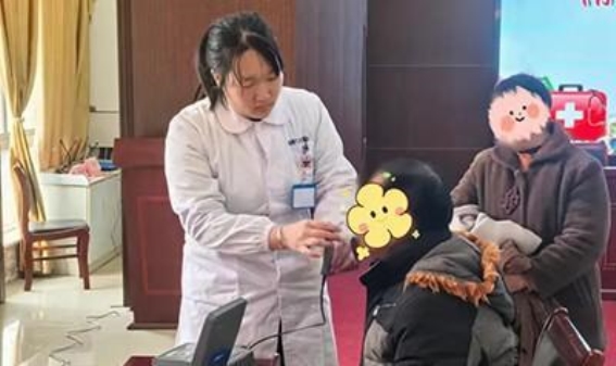 关爱健康，温暖人心——南通六院与兴仁卫生院走进徐庄村义诊活动纪实