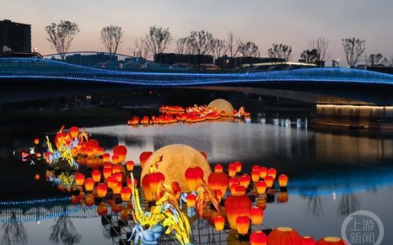 礼嘉中秋灯会：水上星河的梦幻之旅