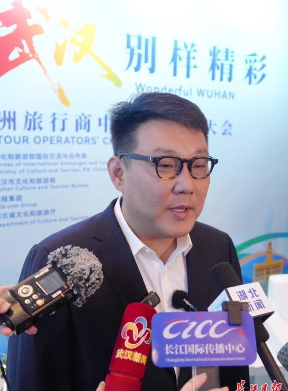 144小时免签政策带动武汉旅游热潮，探索国际化视野下的中国故事