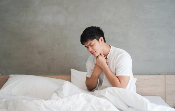 资深男演员杨清文确诊甲状腺癌，专家提醒警惕甲状腺结节的潜在风险