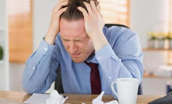 凌晨3、4点醒来？背后可能暗藏的健康问题