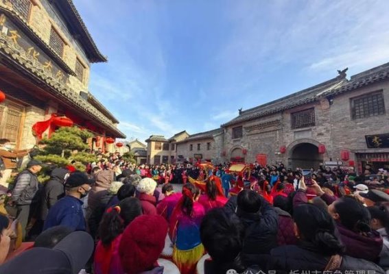 春节消费市场：新旧交织，热度空前