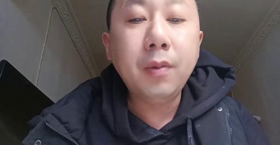 飞跃的瞬间：航拍视角下的世界
