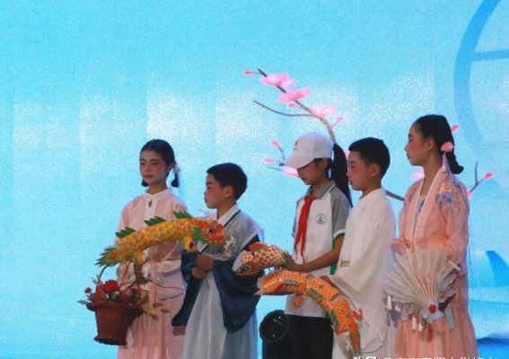 修文县第三小学情景剧《蒙正良知》亮相2025贵州研学创新发展大会