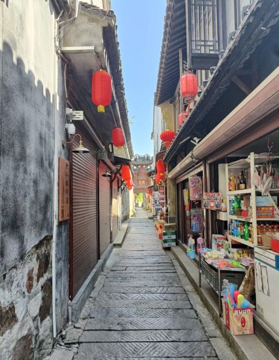 太湖深处的时光遗梦：探访陆巷古村的前世今生