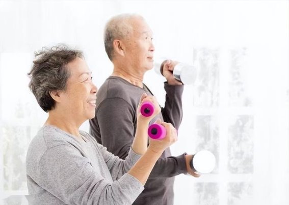 如何有效管理体重，助力健康长寿：60岁之后的体重控制策略