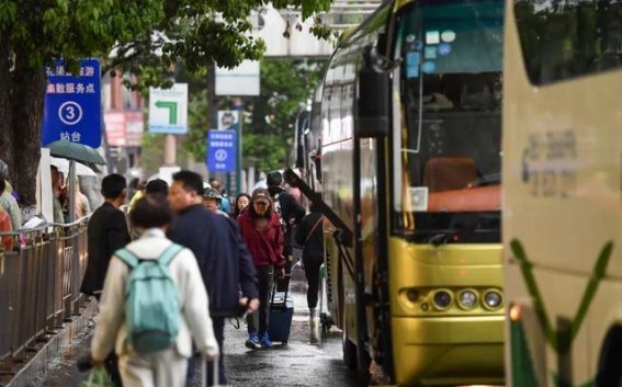 贵州旅游火爆提前开启，五一假期迎来热潮