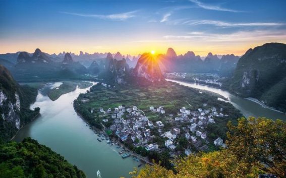 桂林旅游的困局与破局：传统观光经济的挑战与未来探索