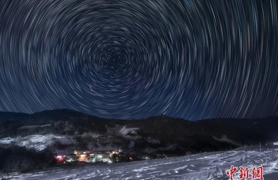 松岭雪村：在星空与雪海之间的冬日梦境