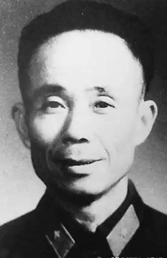 龙潜：从红军战士到开国少将的传奇人生