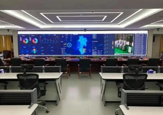 美国游客眼中的亚洲街道：日本的清洁、印度的混乱与中国的独特景观