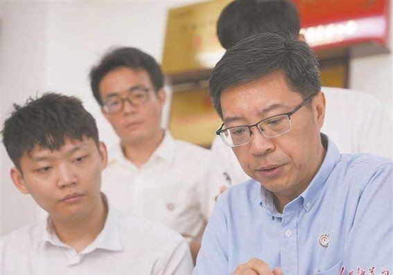 跨越山河的艺术——记中国铁设土建院副总工程师张雷
